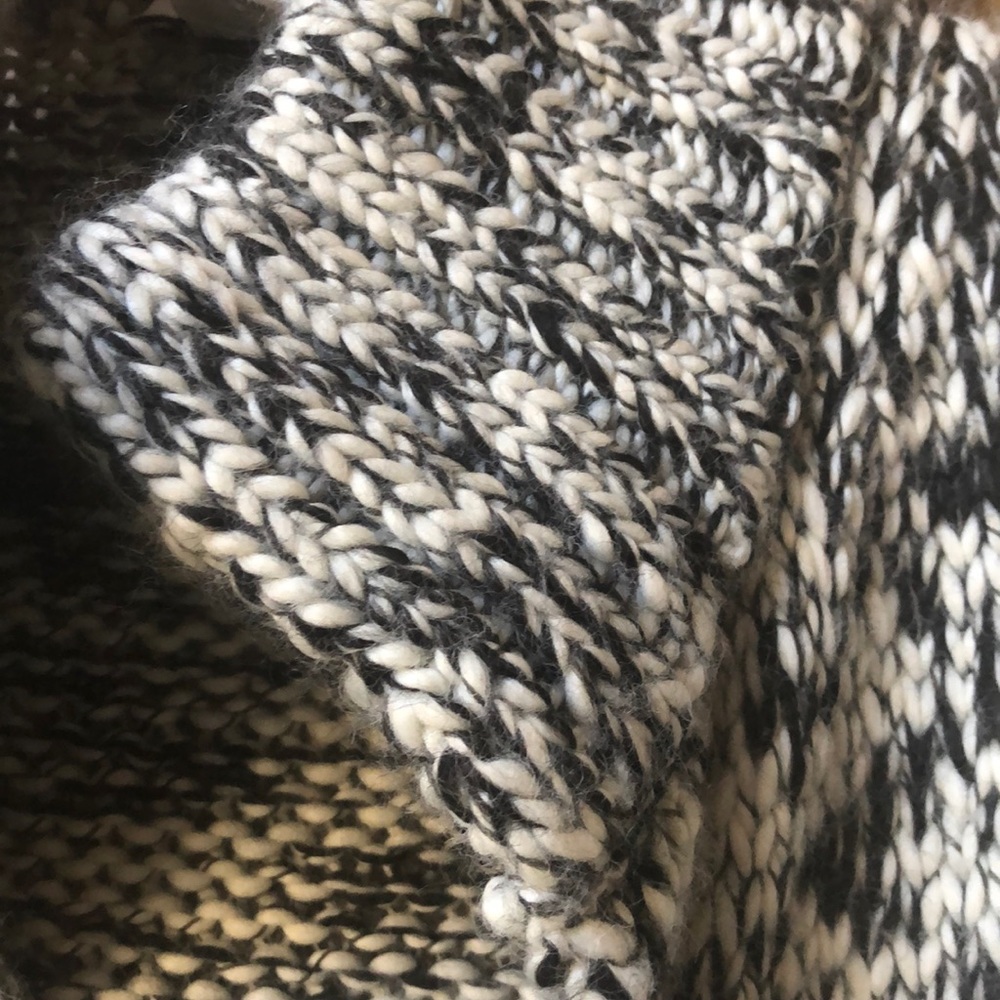 ANN TAYLOR LOFT EUC BLK&WH MARLED CHUNKY CARDIGAN - Picture 11 of 16